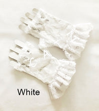 Load image into Gallery viewer, Lace Hand Gloves